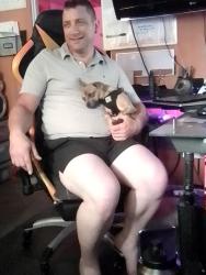 Lost Male Dog last seen Desert inn boulder, Las Vegas, NV 89104